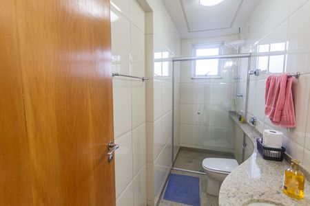 Apartamento para alugar com 110m², 2 quartos e 2 vagasBanheiro Social