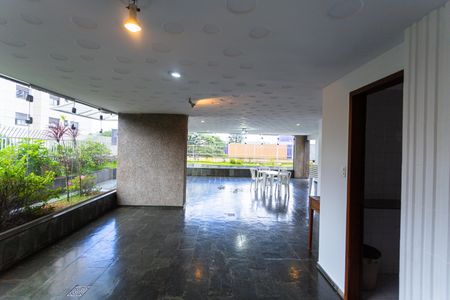 Apartamento para alugar com 110m², 2 quartos e 2 vagasÁrea comum - Salão de festas