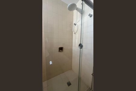 Casa à venda com 242m², 3 quartos e 2 vagas