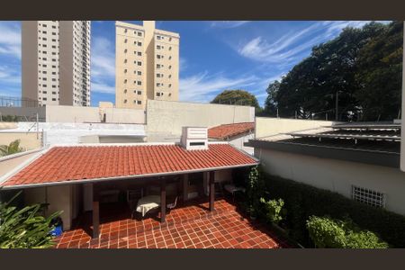 Casa à venda com 242m², 3 quartos e 2 vagas