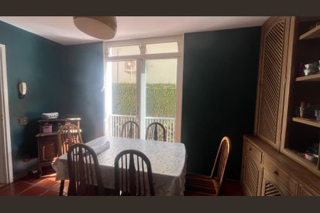 Casa à venda com 242m², 3 quartos e 2 vagas