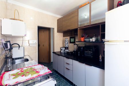 Cozinha de apartamento para alugar com 2 quartos, 45m² em Fazenda da Juta, São Paulo