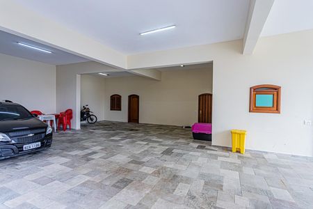 Casa para alugar com 450m², 4 quartos e 8 vagasGaragem