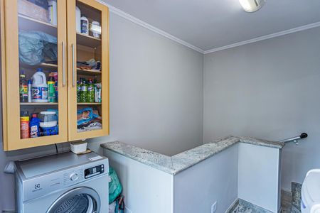 Casa para alugar com 450m², 4 quartos e 8 vagasÁrea de serviço 1