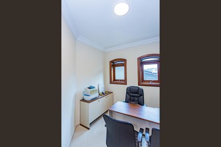 Casa para alugar com 450m², 4 quartos e 8 vagasHome office