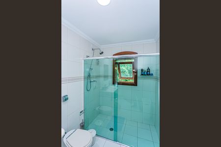 Casa para alugar com 450m², 4 quartos e 8 vagasBanheiro suite 4