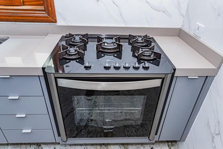 Casa para alugar com 450m², 4 quartos e 8 vagasCozinha