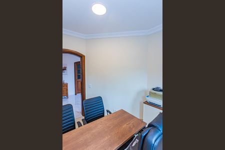 Casa para alugar com 450m², 4 quartos e 8 vagasHome office