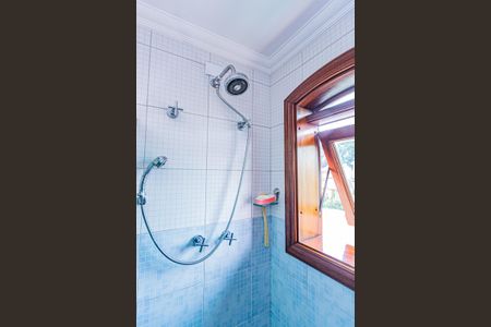 Casa para alugar com 450m², 4 quartos e 8 vagasBanheiro suite 1