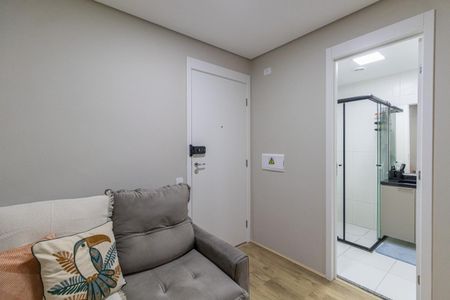 Sala de apartamento para alugar com 1 quarto, 27m² em Conjunto Residencial José Bonifácio, São Paulo