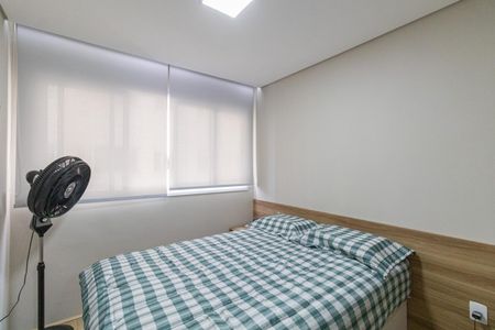 Quarto de apartamento para alugar com 1 quarto, 27m² em Conjunto Residencial José Bonifácio, São Paulo