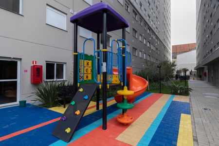 Apartamento à venda com 27m², 1 quarto e sem vaga Apartamento à venda com 27m², 1 quarto e sem vagaÁrea Comum - Playground