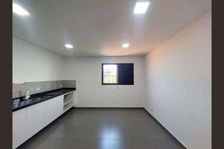 Sala Integrada com a Cozinha de kitnet/studio para alugar com 1 quarto, 20m² em Jardim Primavera, São Paulo