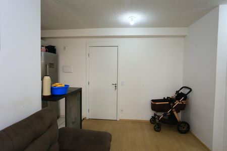 Apartamento para alugar com 47m², 2 quartos e sem vagasala 