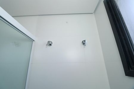 Apartamento à venda com 58m², 2 quartos e 2 vagasBanheiro da Suíte