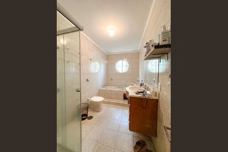 Banheiro Suíte 1 de casa à venda com 2 quartos, 163m² em Pompeia, São Paulo