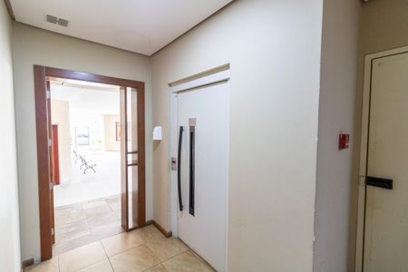 Apartamento à venda com 84m², 2 quartos e 1 vagaHall de entrada