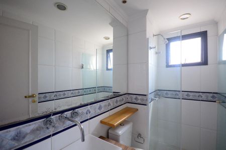 Apartamento para alugar com 87m², 3 quartos e 2 vagas Apartamento para alugar com 87m², 3 quartos e 2 vagasBanheiro da Suite