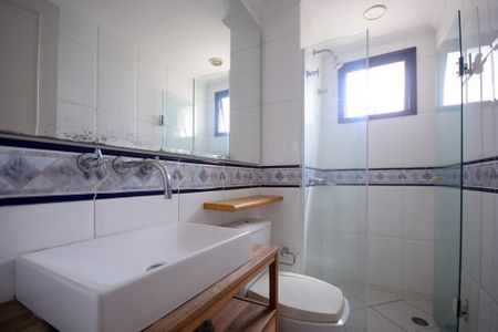 Apartamento para alugar com 87m², 3 quartos e 2 vagas Apartamento para alugar com 87m², 3 quartos e 2 vagasBanheiro da Suite