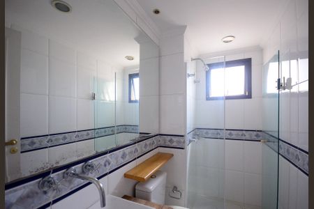 Apartamento para alugar com 87m², 3 quartos e 2 vagas Apartamento para alugar com 87m², 3 quartos e 2 vagasBanheiro da Suite