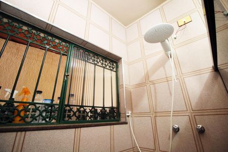 Casa para alugar com 251m², 4 quartos e 1 vagaBanheiro 3