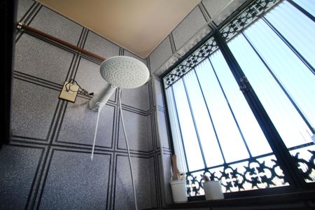 Casa para alugar com 251m², 4 quartos e 1 vagaBanheiro 2