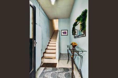 Studio para alugar com 30m², 1 quarto e sem vagaEscada