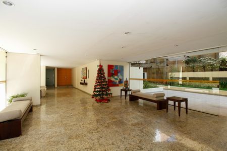 Apartamento à venda com 86m², 3 quartos e 1 vaga Apartamento à venda com 86m², 3 quartos e 1 vagaHall Social