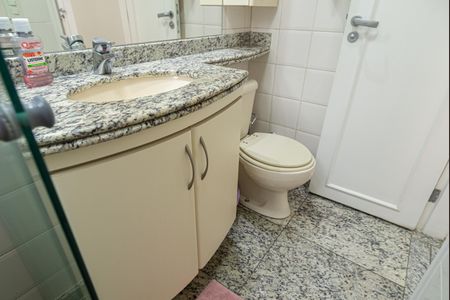 Apartamento à venda com 54m², 2 quartos e 1 vagaBanheiro da Suíte