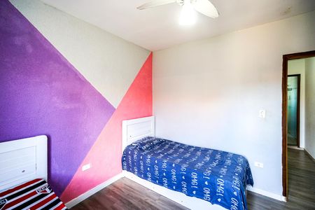 Casa de condomínio para alugar com 96m², 3 quartos e 1 vaga Casa de condomínio para alugar com 96m², 3 quartos e 1 vagaQuarto 01