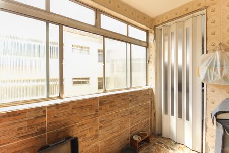 Apartamento à venda com 56m², 2 quartos e 1 vagaÁrea de Serviço