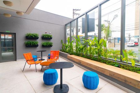 Apartamento para alugar com 74m², 3 quartos e 1 vagaÁrea comum