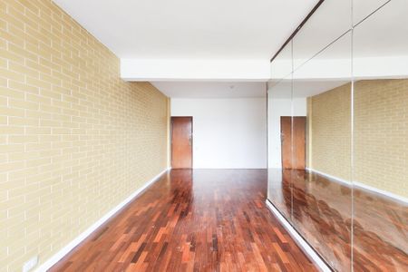 Sala de apartamento para alugar com 4 quartos, 140m² em Laranjeiras, Rio de Janeiro