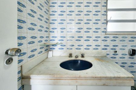 Apartamento para alugar com 140m², 4 quartos e 1 vagaLavabo