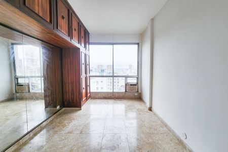 Apartamento para alugar com 140m², 4 quartos e 1 vagaSuite
