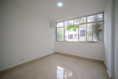 Quarto 1 de apartamento para alugar com 2 quartos, 80m² em Tijuca, Rio de Janeiro