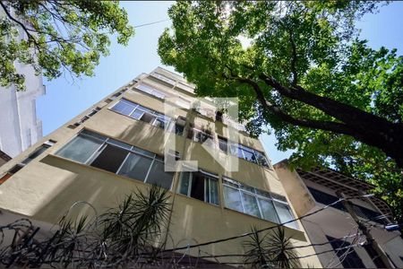 Apartamento para alugar com 80m², 2 quartos e 1 vagaFachada