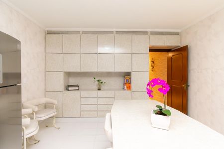 Casa à venda com 126m², 3 quartos e 2 vagasCozinha