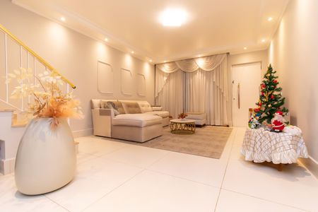 Casa à venda com 126m², 3 quartos e 2 vagasSala