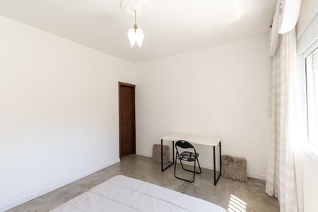 Casa à venda com 126m², 3 quartos e 2 vagasSuíte