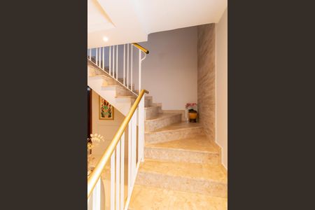 Escada de casa à venda com 3 quartos, 126m² em Vila Prudente, São Paulo