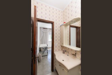 Casa à venda com 126m², 3 quartos e 2 vagasBanheiro da Suíte