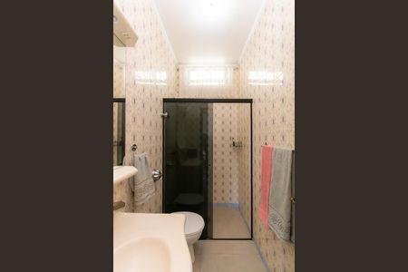 Casa à venda com 126m², 3 quartos e 2 vagasBanheiro da Suíte