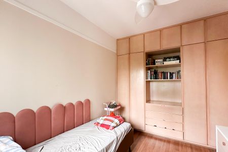 Apartamento à venda com 120m², 4 quartos e 2 vagas Apartamento à venda com 120m², 4 quartos e 2 vagasSuíte 3