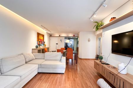 Apartamento à venda com 120m², 4 quartos e 2 vagas Apartamento à venda com 120m², 4 quartos e 2 vagasSala