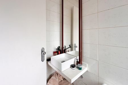 Apartamento à venda com 120m², 4 quartos e 2 vagas Apartamento à venda com 120m², 4 quartos e 2 vagasBanheiro da Suíte 2