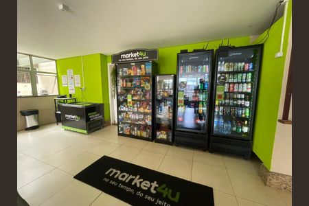 Apartamento à venda com 77m², 3 quartos e 1 vagaMiniMercado