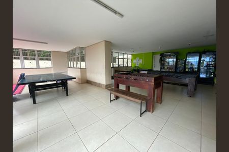 Apartamento à venda com 77m², 3 quartos e 1 vagaSalão de jogos 