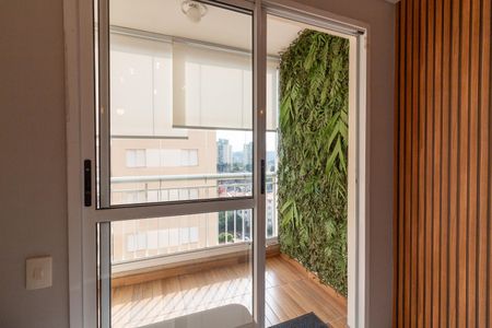 Varanda de apartamento para alugar com 2 quartos, 68m² em Vila Polopoli, São Paulo