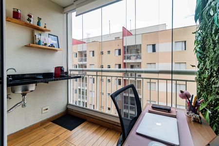 Apartamento para alugar com 68m², 2 quartos e 1 vaga